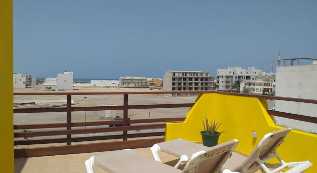 The Yellow Flat - Sea View, Rezervovat Apartmán Hotely v Barlavento Islands s parkováním, Parkování