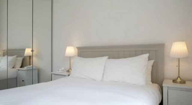 2 Bedroom Flat In New Town, Забронировать Отель Отели Эдинбурга 3 звезды, рядом с Памятник Вальтеру Скотту, 3*
