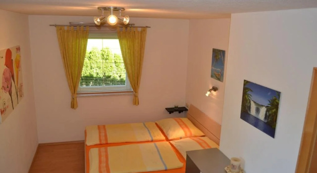 Villa Rupert und Jasmin Hauser, Rezerwuj Willa Hotele w Kitzbuhel z basenem, Basen