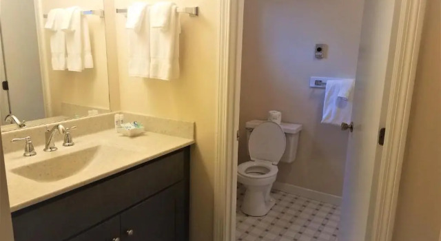 Четырёхместный номер Standard The Lighthouse Inn & Suites