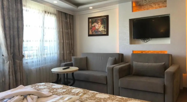 Четырёхместный номер Comfort Harbour Suites Old City