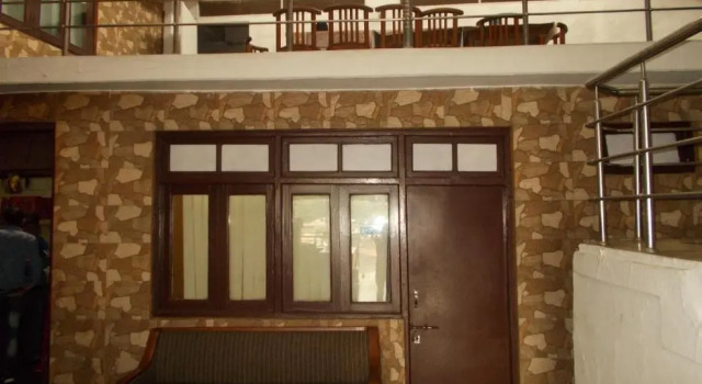 Hotel Mansarovar Palace, Rezervovat Hotel Mussoorie Uttarakhand