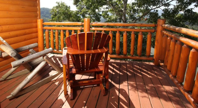 Paradise Mountain Pool Lodge