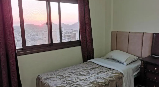 Трёхместный номер Standard Petra Gate Hotel