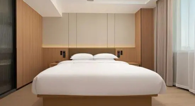 Люкс Deluxe Yarvard Holiday Hotel