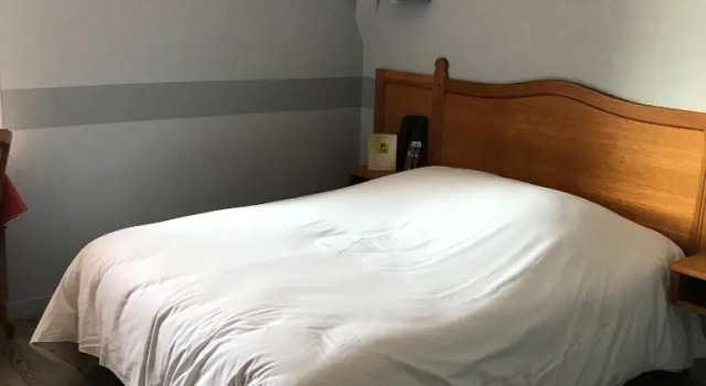 Двухместный номер Standard Logis Hôtel & Restaurant - Le Normandie