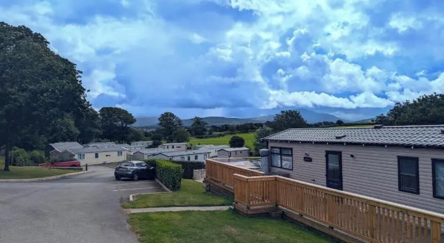Шале Coed Helen Holiday Park