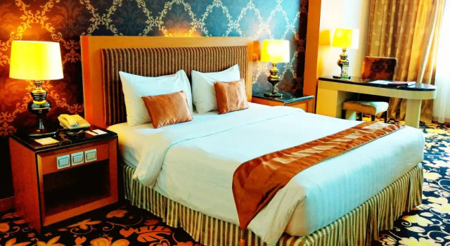 Номер Deluxe Grand Rocky Hotel Bukittinggi