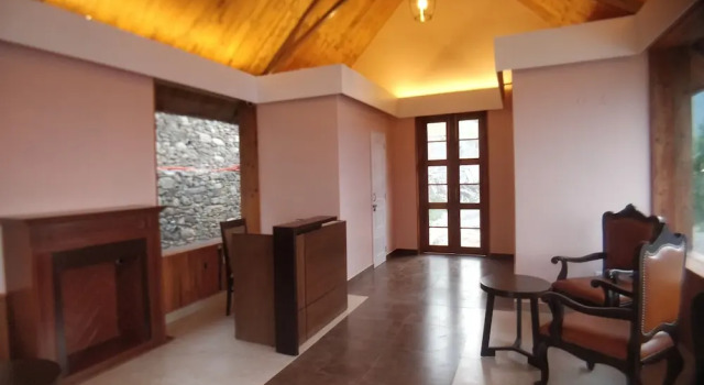 The Bugyal, Rezervovat Lázně / Resort Tehri Uttarakhand