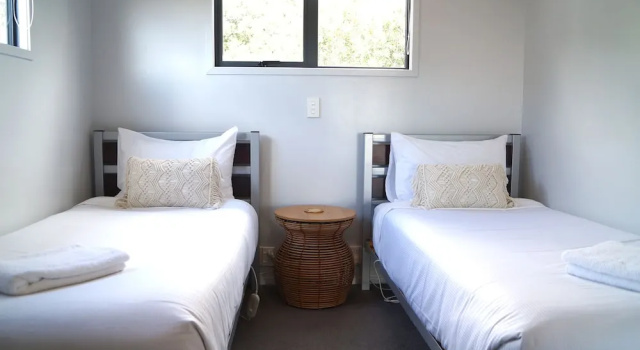 Люкс Standard с 2 комнатами с видом на океан Bowentown Beach Holiday Park