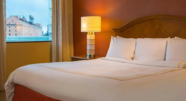 Номер Standard Baltimore Marriott Inner Harbor at Camden Yards