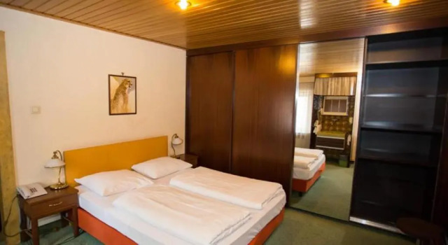 Четырёхместный номер Standard Hotel Hadrigan