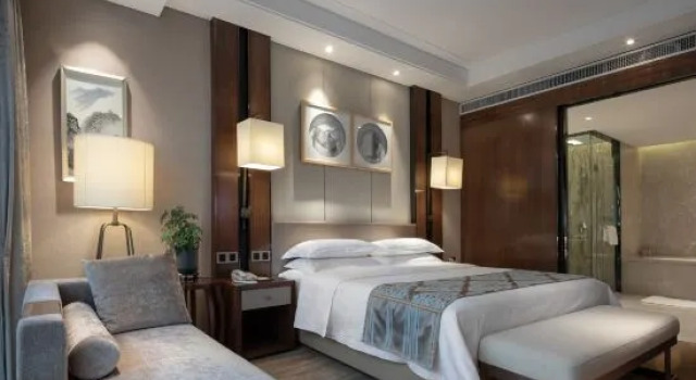 Люкс Deluxe Taihong Vincent International Hotel, Zhengzhou East Railway Station