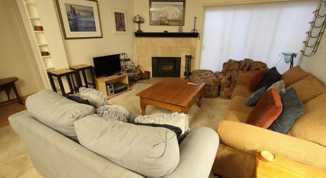 Summit 286 2 Bedrooms 2 Bathrooms Condo