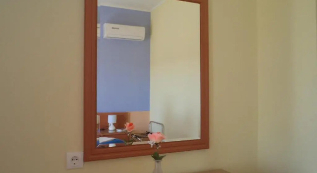 Двухместный номер Standard с балконом Rea Hotel