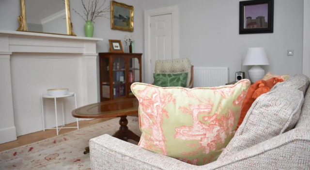 Апартаменты Bernard St - Bright and spacious 1 bed apartment at the Shore!
