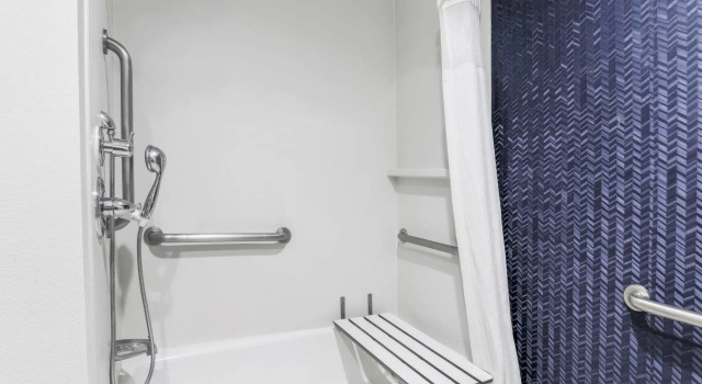 Четырёхместный номер Standard с балконом Fairfield Inn and Suites by Marriott San Jose Airport