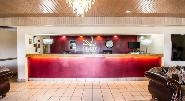 American Inn and Suites