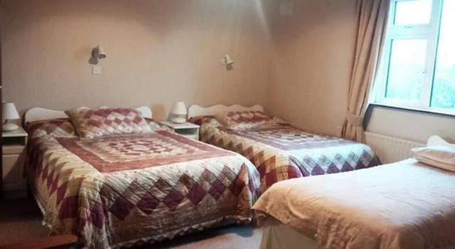 Cois Na Sionna, Prenota Hotel Tarbert 