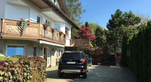 Rudi Hitis Guest House, Prenota Affittacamere Hotel a Gorenjska con parcheggio, Parcheggio