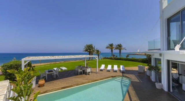 Luksusowa willa Beachfront Dream Villa