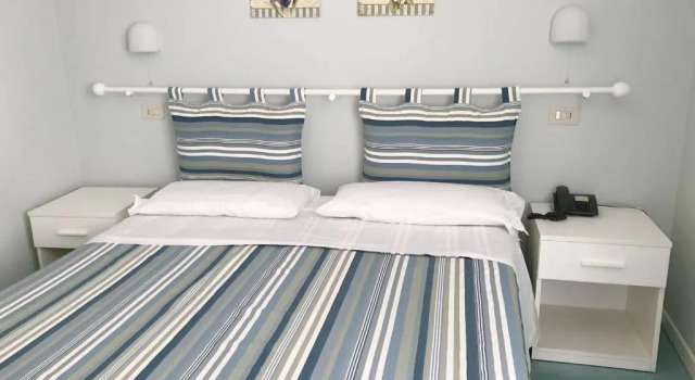 Номер Economy Hotel Flora
