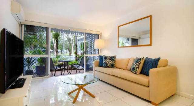Апартаменты The White House Port Douglas