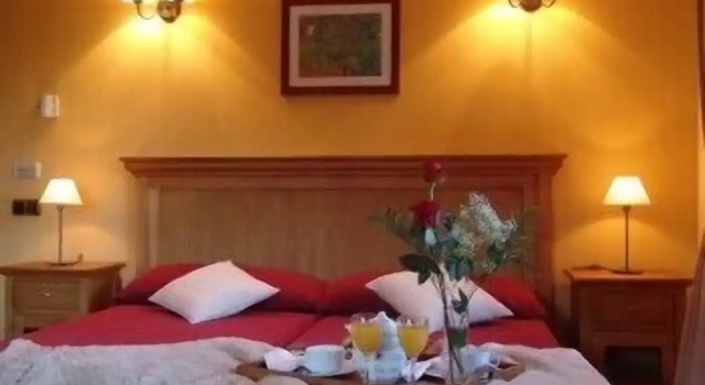 Двухместный номер Superior с балконом Hotel & SPA Peña Montañesa