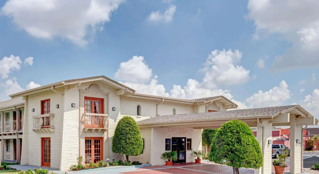 Номер Travelodge by Wyndham North Richland Hills/Dallas/Ft Worth