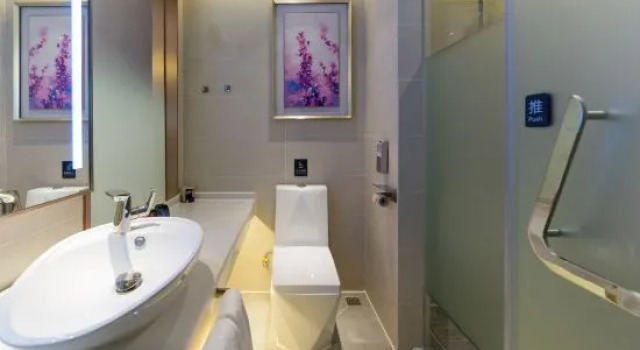 Семейный люкс Superior с 2 комнатами Lavande Hotel (Heyuan Bavaria Branch)
