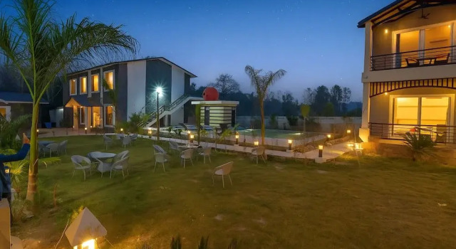 The Forest By 3Tree Group, Rezerwuj Hotel Hotele w Uttarakhand z basenem, Basen