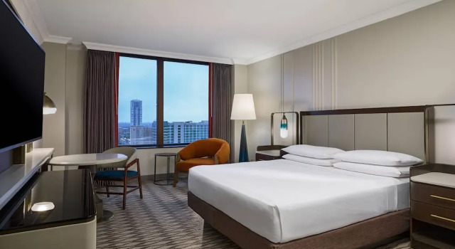Двухместный номер Lounge Access Executive JW Marriott Houston by the Galleria
