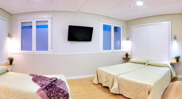 Трёхместный номер Interior Hostal Madrid