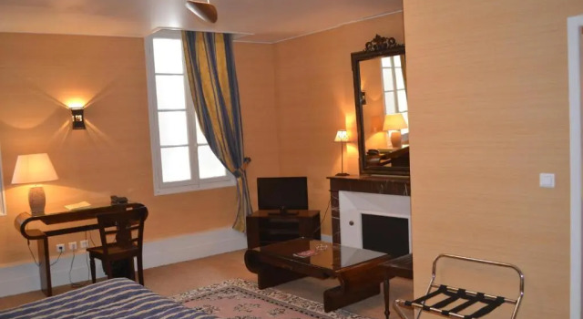 Двухместный номер Deluxe с видом на сад Hôtel de France