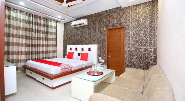 Hotel GST Grand Plaza, Book Hotel Kūrāli Punjab