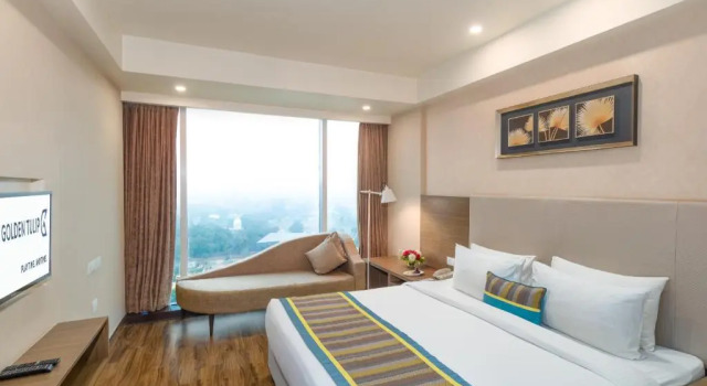 Номер Deluxe Golden Tulip Suites Gurgaon