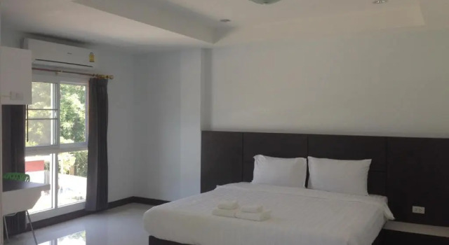 Двухместный номер Deluxe Praiyanan Place Hotel