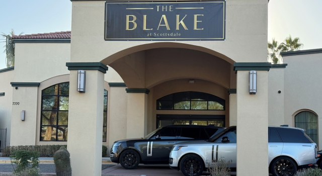 The Blake At Scottsdale, Забронировать Отель Скотсдейл Phoenix Metropolitan Area, рядом с Солт Ривер Филдс эт Талкинг Стик