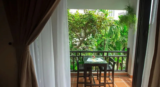 Двухместный номер Superior East West Villa