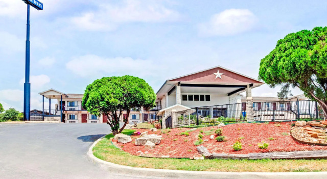 Двухместный люкс Boerne Inn and Suites