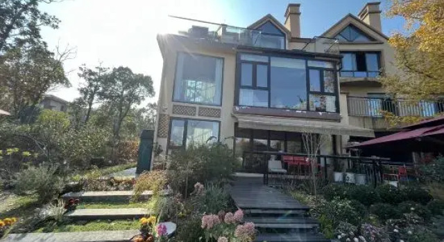 Huangshan Taiping Lake Cool Time Homestay