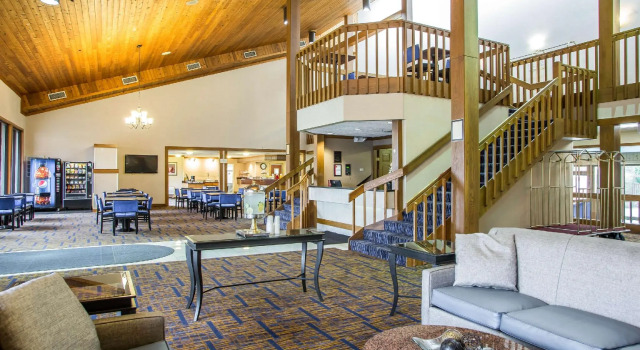 Courtyard Merrillville, Varaa Hotelli Hotellit ja majoitukset kohteessa Merrillville, Hotelli