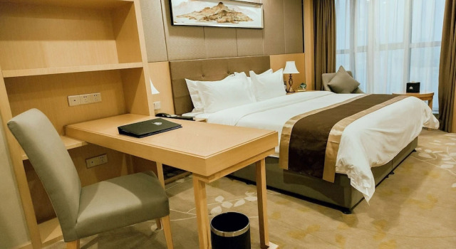 Номер Deluxe Days Inn by Wyndham Business Place Sichuan Bazhong