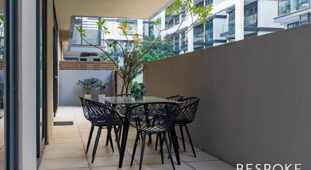Апартаменты Luxury 2BR in City Walk with Direct Pool Access
