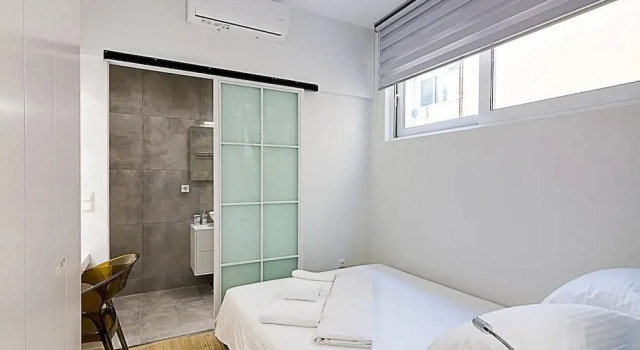 Brand New Flat Next to Syntagma Square, Забронировать Отель Отели Афины 3 звезды, рядом с Dexameni Square, 3*