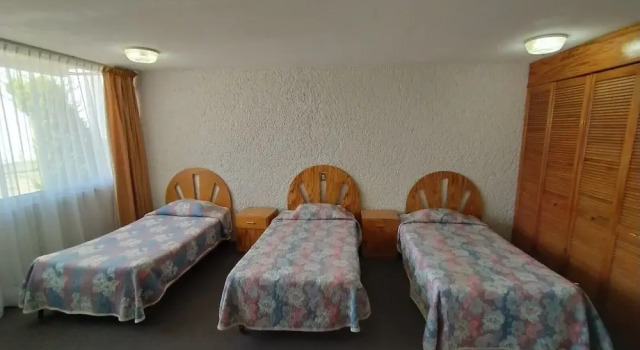 Трёхместный номер Standard Hotel Universitario UAEH