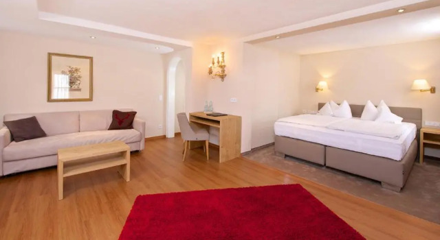 Superior room Hotel Hirsch