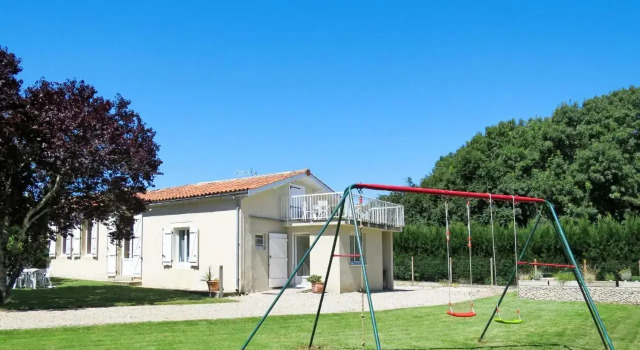 Holiday Home L'Estuaire - AQB110, Rezervasyon Otel Begadan Medoc