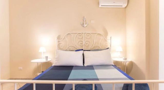 Номер Standard White Coral Rooms self check-in