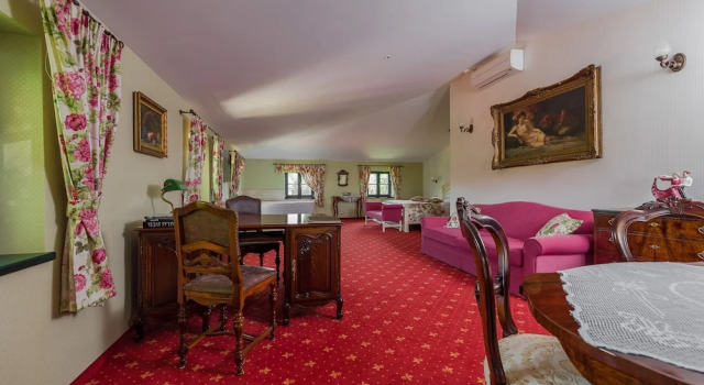 Люкс Boutique Hotel Pri Mlyne Lozorno
